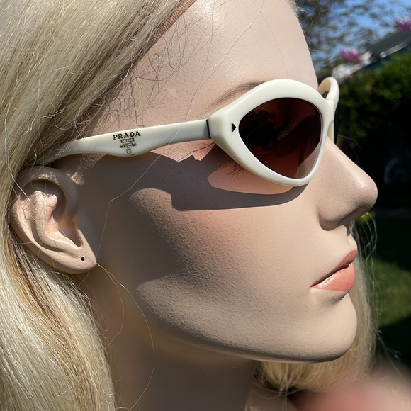 PRADA SUNGLASSES - Picture 1 of 15